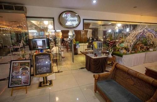Dumaguete Hotel | Hotel Essencia