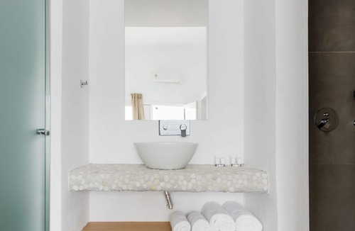 Vothon Hotel | Hotel Eucalyptus