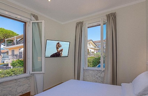 Marina di Massa Hotel | Hotel Eura