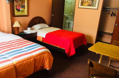 Santa Cruz Hotel | Hotel Excalibur