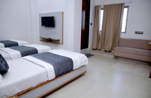 Deesa Hotel | Hotel Excellency