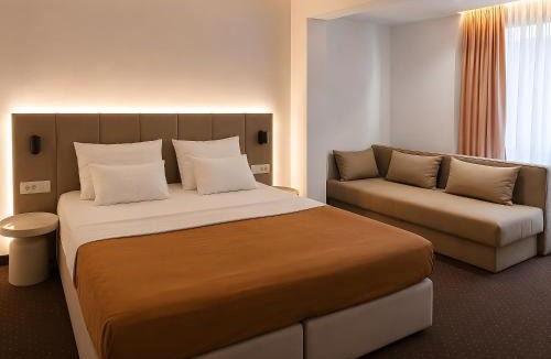 Maini Hotel | Hotel Fineso