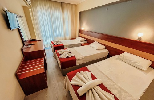 Altinkum Hotel | Hotel First Class