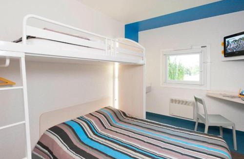 Savigny-sur-Orge Hotel | Hotel First Eco Savigny Villemoisson Centre Commercial Carrefour
