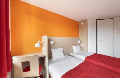 Fleury-Merogis Hotel | HOTEL FLEURY EX PREMEIRE CLASSE