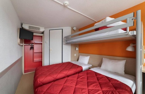 Fleury-Merogis Hotel | HOTEL FLEURY EX PREMEIRE CLASSE