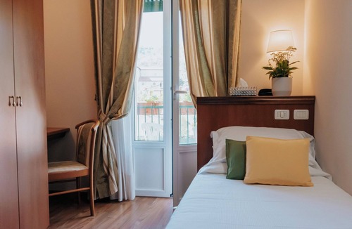 Carciano Hotel | Hotel Flora