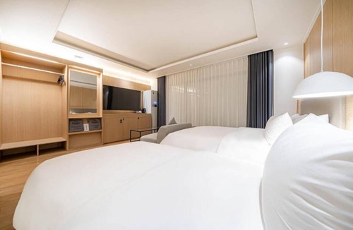 Jinhae-daero Hotel | Hotel Foma