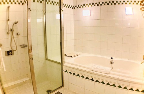Makuhari Hotel | Hotel Francs