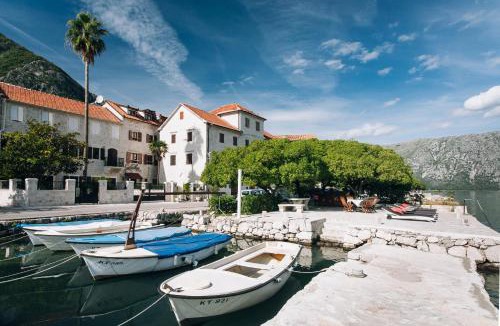 Prcanj Hotel | Hotel Galathea