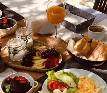 Prcanj Hotel | Hotel Galathea