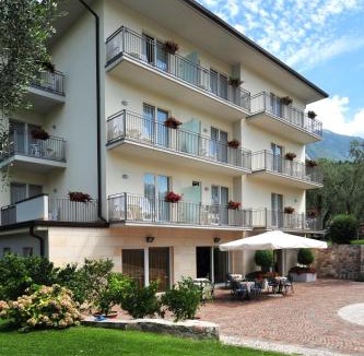Campagnola Hotel | Hotel Garnì Orchidea