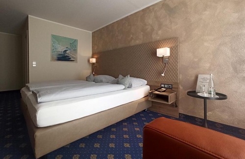 Gomaringen Hotel | Hotel Garni Arcis