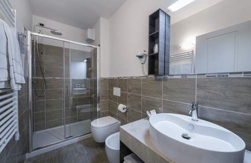 Menaggio Hotel | Hotel Garni Corona