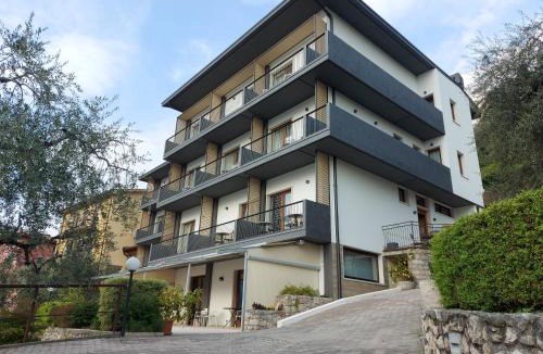 Cassone Hotel | Hotel Garni Selene