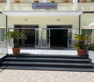 Praia a Mare Hotel | Hotel Germania