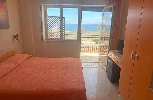 Praia a Mare Hotel | Hotel Germania