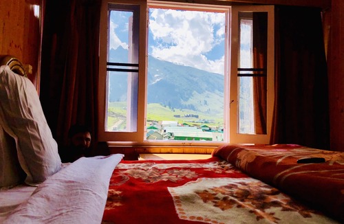 Sonamarg Hotel | Hotel Glacier Heights