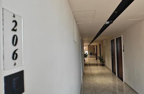 Vapi Hotel | Hotel Gokul Inn & Banquet