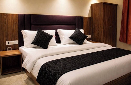 Roorkee Hotel | Hotel Gorli Heritage