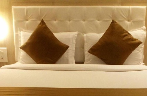 Jogeshwari East Hotel | Hotel Grace Executive