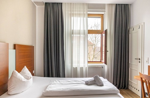 Altstadt Hotel | Hotel Graf Zeppelin