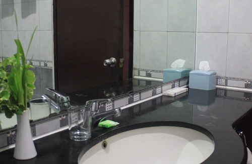 Pinaesaan Hotel | Hotel GRAN CENTRAL