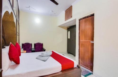 New Delhi Hotel | HOTEL GRAND VILLA Laxmi Nagar