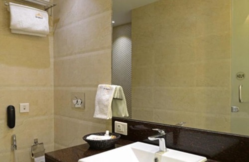 Belapur Hotel | Hotel Grande 51