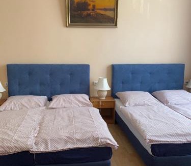 West Berlin Centre House | Hotel Gunia