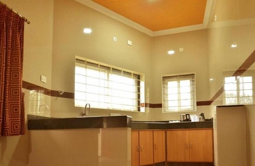 Yercaud Hotel | Hotel Gvs Residency
