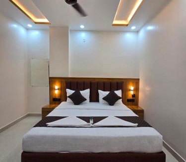 Haraiya Hotel | Hotel Hans Palace