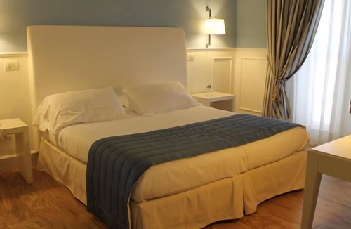 Crotone Hotel | Hotel Helios