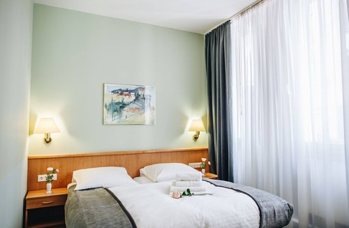 Hellersdorf Hotel | Hotel Helle Mitte Berlin