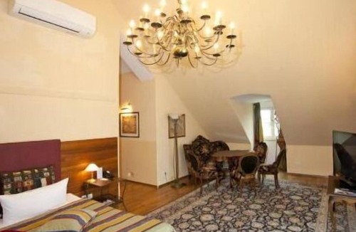 Altenerding Hotel | Hotel Henry