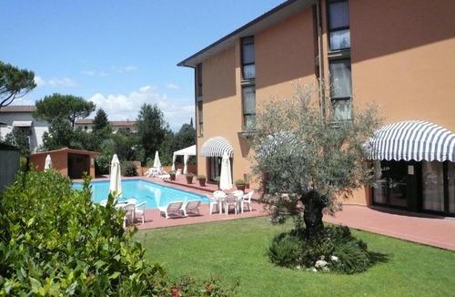 Poggio a Caiano Hotel | Hotel Hermitage