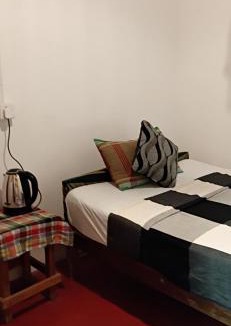 Dambulla Villa | Hotel Hideaway Garage