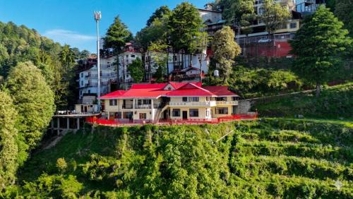 Dalhousie Hotel | Hotel Himdhara, Near Mall Road Dalhousie
