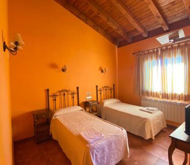 Monzon de Campos House | Hotel Hostería de Monzón