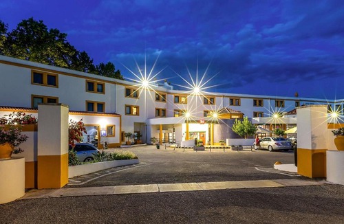 Evora Hotel | Hotel ibis Evora