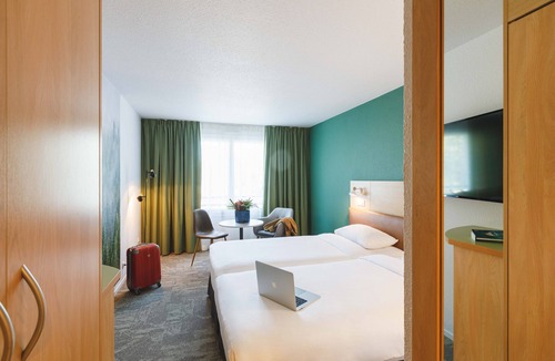 Aix-les-Bains Hotel | Hotel Ibis Styles Aix-les-Bains Domaine de Marlioz