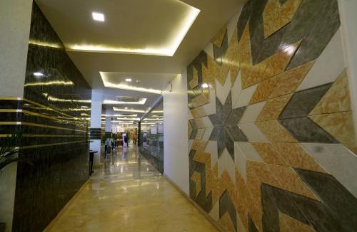 Vrindavan Hotel | Hotel Idhayan Palace