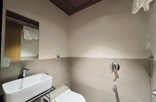 Dharavi Hotel | Hotel Imperial Suite