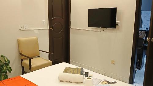 D.H.A. Apartment | Hotel In Badar DHA Phase 5
