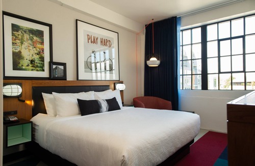 Marquette Hotel | Hotel Indigo Madison Downtown by IHG