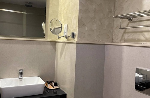 Kalpetta Hotel | Hotel Indriya Wayanad