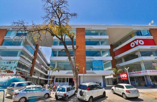 Vadodara Hotel | Hotel Infinity