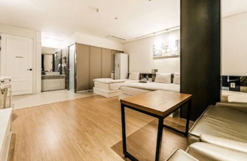 Jung-gu Hotel | Hotel Insomnia