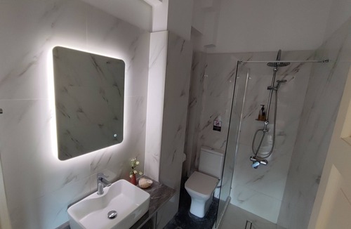 Mithimna Hotel | Hotel Iris