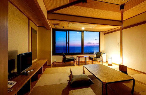 Hedamura House | Hotel Isaba